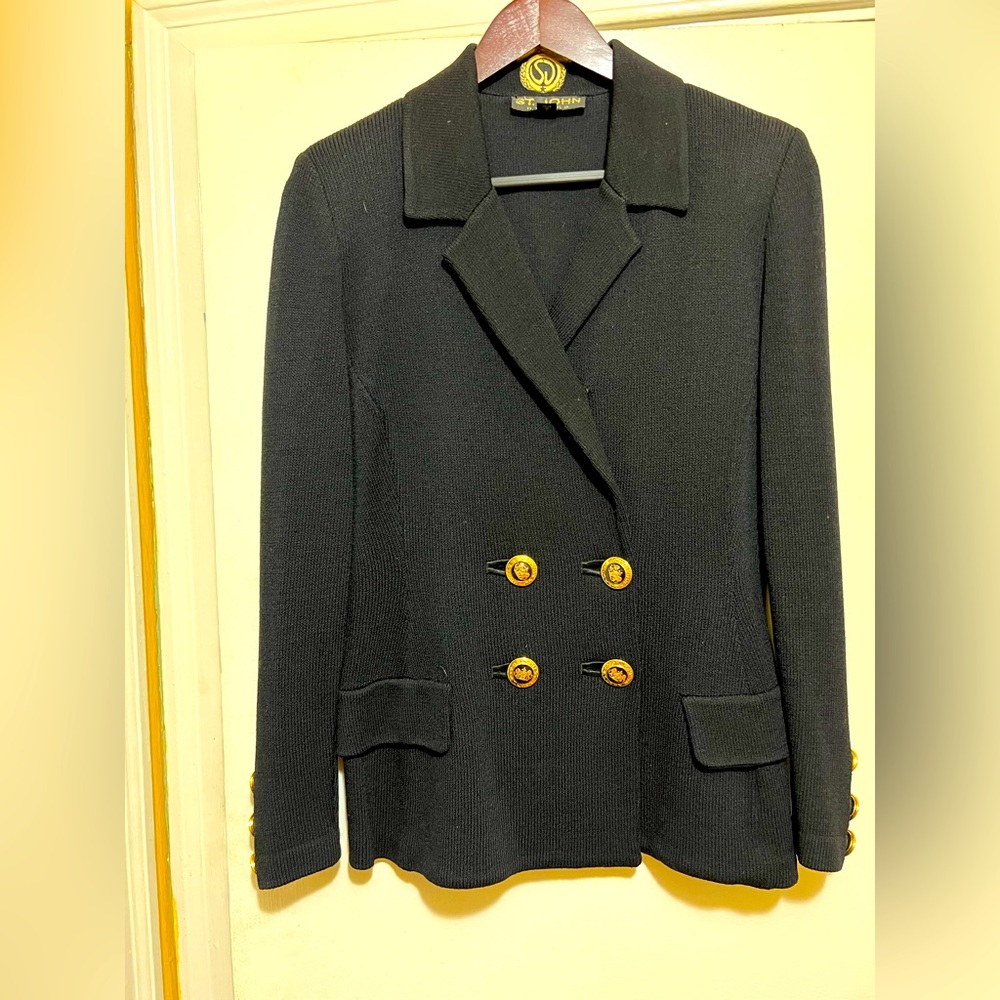 ST JOHN Knit Blazer